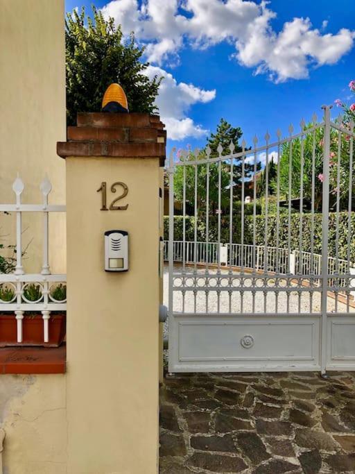 Ferienwohnung Casa La Lilla Cascina Exterior foto